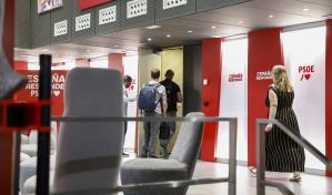 La Guardia Civil entra en sede de PSOE en Madrid por orden judicial en caso de corrupción