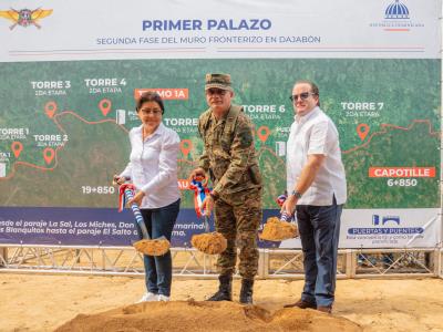 Autoriades dan primer palazo para extensión de muro fronterizo