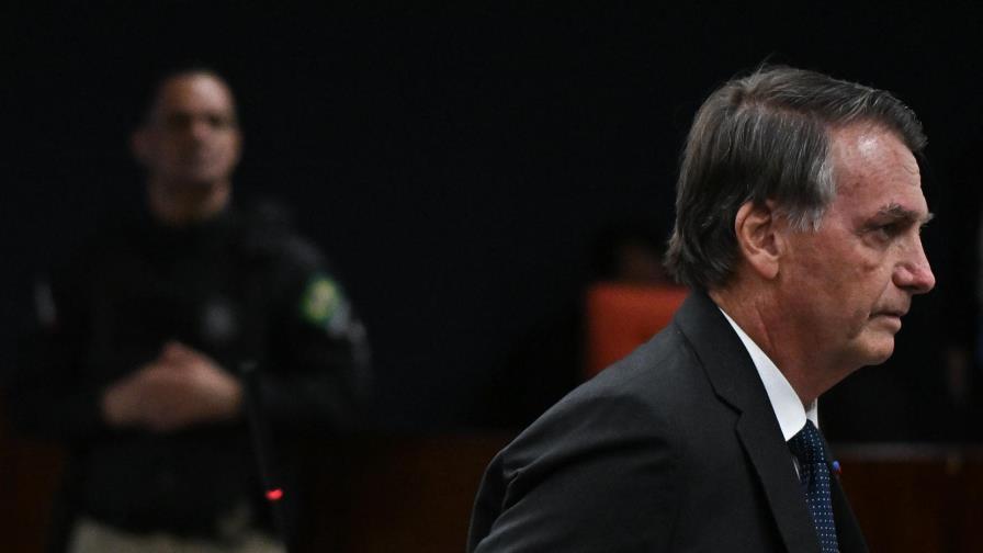 Bolsonaro es hospitalizado para pruebas médicas tras un nuevo malestar estomacal Bolsonaro es hospitalizado para pruebas médicas tras un nuevo malestar estomacal