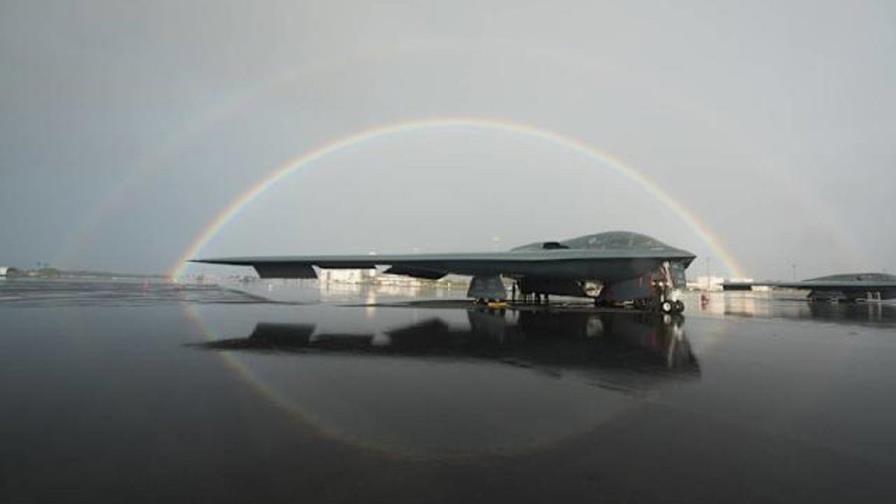 Bombarderos de EE. UU. sobrevuelan el Pacífico mientras Trump evalúa atacar a Irán Bombarderos de EE. UU. sobrevuelan el Pacífico mientras Trump evalúa atacar a Irán