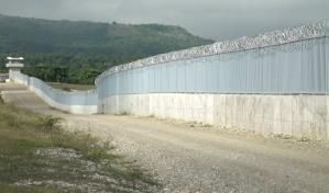Dominicana inicia construcción de nueva fase de su muro en frontera con Haití