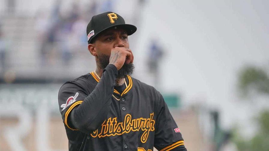 El dominicano Dennis Santana apela la suspensión por tratar de golpear a fanático El dominicano Dennis Santana apela la suspensión por tratar de golpear a fanático