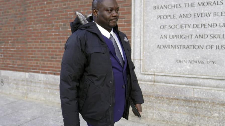Exalcalde haitiano condenado en EE. UU. por mentir sobre participación en actos violentos Exalcalde haitiano condenado en EE. UU. por mentir sobre participación en actos violentos