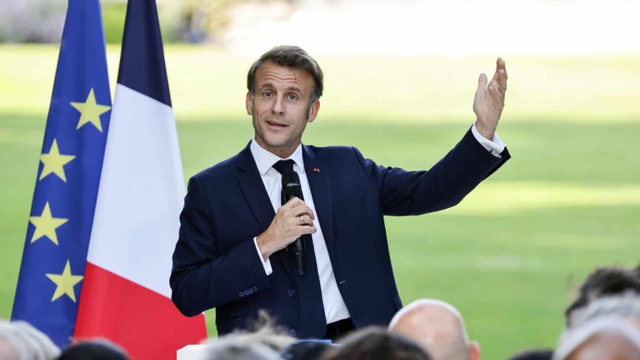 Macron afirma que los países europeos van a acelerar las negociaciones con Irán