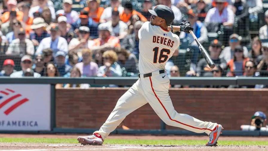 Devers se va en blanco en su debut ante los Medias Rojas