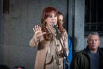 Cristina Fernández denuncia provocación policial y pide a partidarios resguardarse
