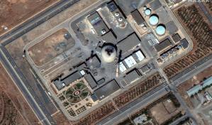 Fuerte explosión en provincia iraní que alberga reactor nuclear y aviso de elevada radiactividad