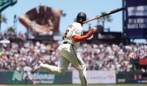 Devers se deja sentir ante los Medias Rojas con su primer jonrón con el uniforme de San Francisco