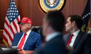 Espaillat califica de inconstitucional ataque a Irán; equipo de Trump alega facultad legal