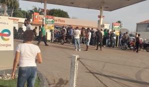 Dos muertos en una estación de combustible de Villa Mella tras discusión por un turno Dos muertos en una estación de combustible de Villa Mella tras discusión por un turno