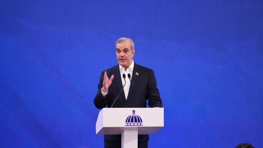Abinader dice que se mantiene en contacto con dominicanos en zonas de conflicto en Medio Oriente