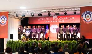 Haití gradúa nuevos diplomáticos que serán integrados al servicio para defensa de su soberanía