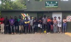 Ejército detiene a 52 haitianos que intentaban evadir vigilancia en Montecristi y Dajabón