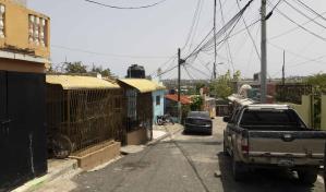 "No podemos vivir en paz": residentes de Los Mina piden ayuda por supuesto punto de drogas