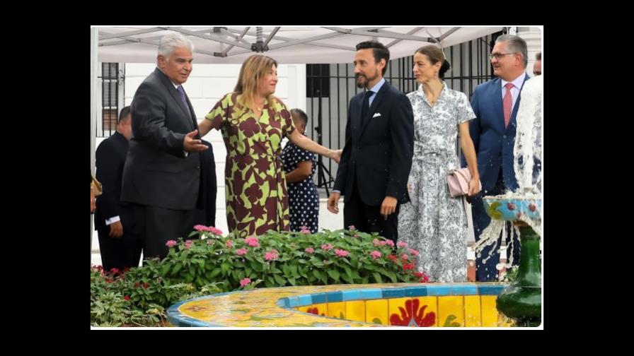 España dona a Panamá una fuente de agua de estilo sevillano para su palacio presidencial España dona a Panamá una fuente de agua de estilo sevillano para su palacio presidencial