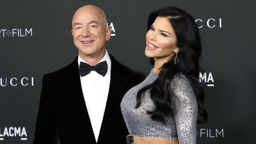 Jeff Bezos y Lauren Sánchez llegan a Venecia para su boda Jeff Bezos y Lauren Sánchez llegan a Venecia para su boda