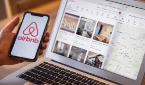 Mientras España regula a Airbnb y Booking, la RD sigue sin control normativo