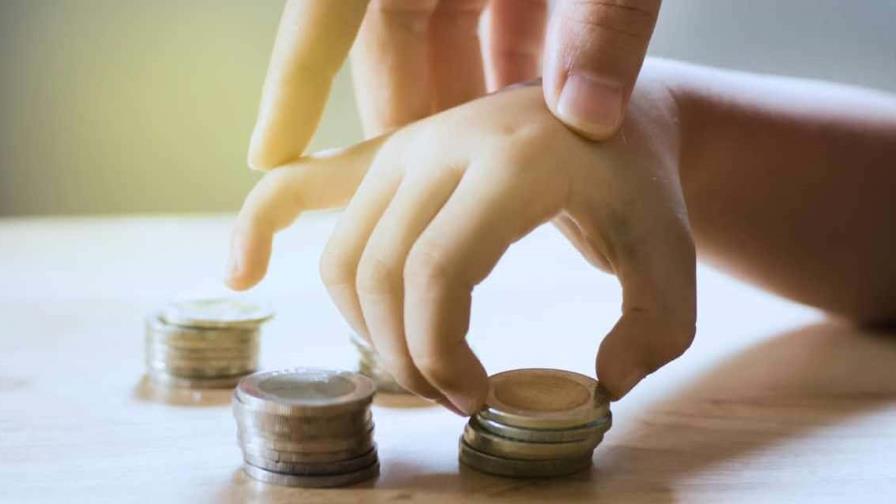 Educar en abundancia: las claves de Caroline Diplan para sembrar riqueza en los niños