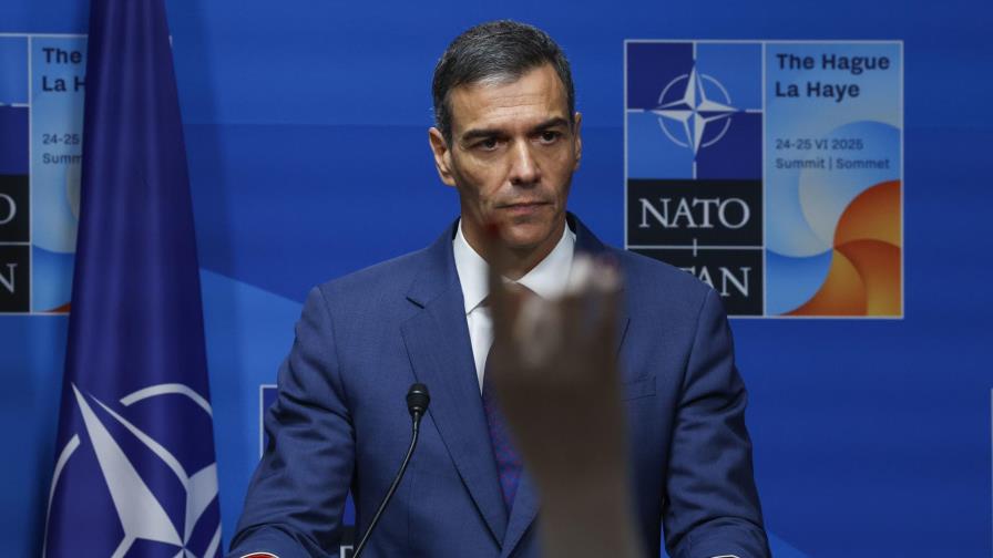 Sánchez ratifica que España no superará el 2.1 % del PIB en defensa con el aval de la OTAN Sánchez ratifica que España no superará el 2.1 % del PIB en defensa con el aval de la OTAN
