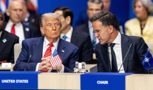 Trump afirma que el líder de la OTAN lo llamó "papi" con cariño y que "le cae bien"