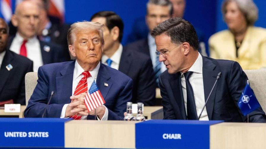 Trump afirma que el líder de la OTAN lo llamó “papi” con cariño y que “le cae bien”