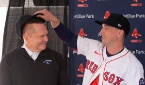 Alex Bregman está abierto a renegociar su contrato con Boston