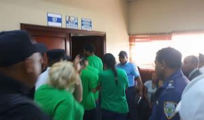 Red de explotación sexual de colombianas era protegida por policías de SDE, según acusación