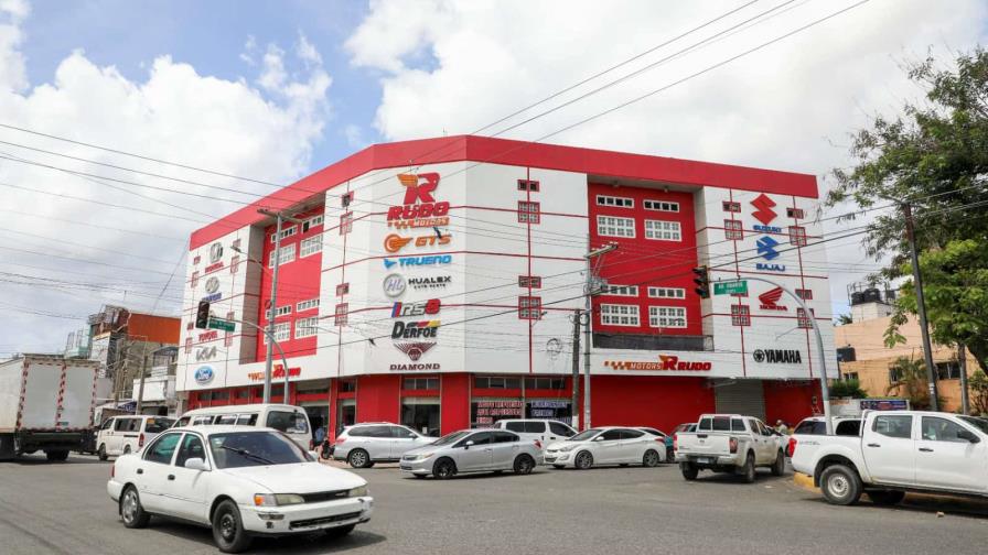 Desmantelan conexión ilegal de empresa que causaba pérdidas por RD$447,654.60 en Villas Agrícola Desmantelan conexión ilegal de empresa que causaba pérdidas por RD$447,654.60 en Villas Agrícola