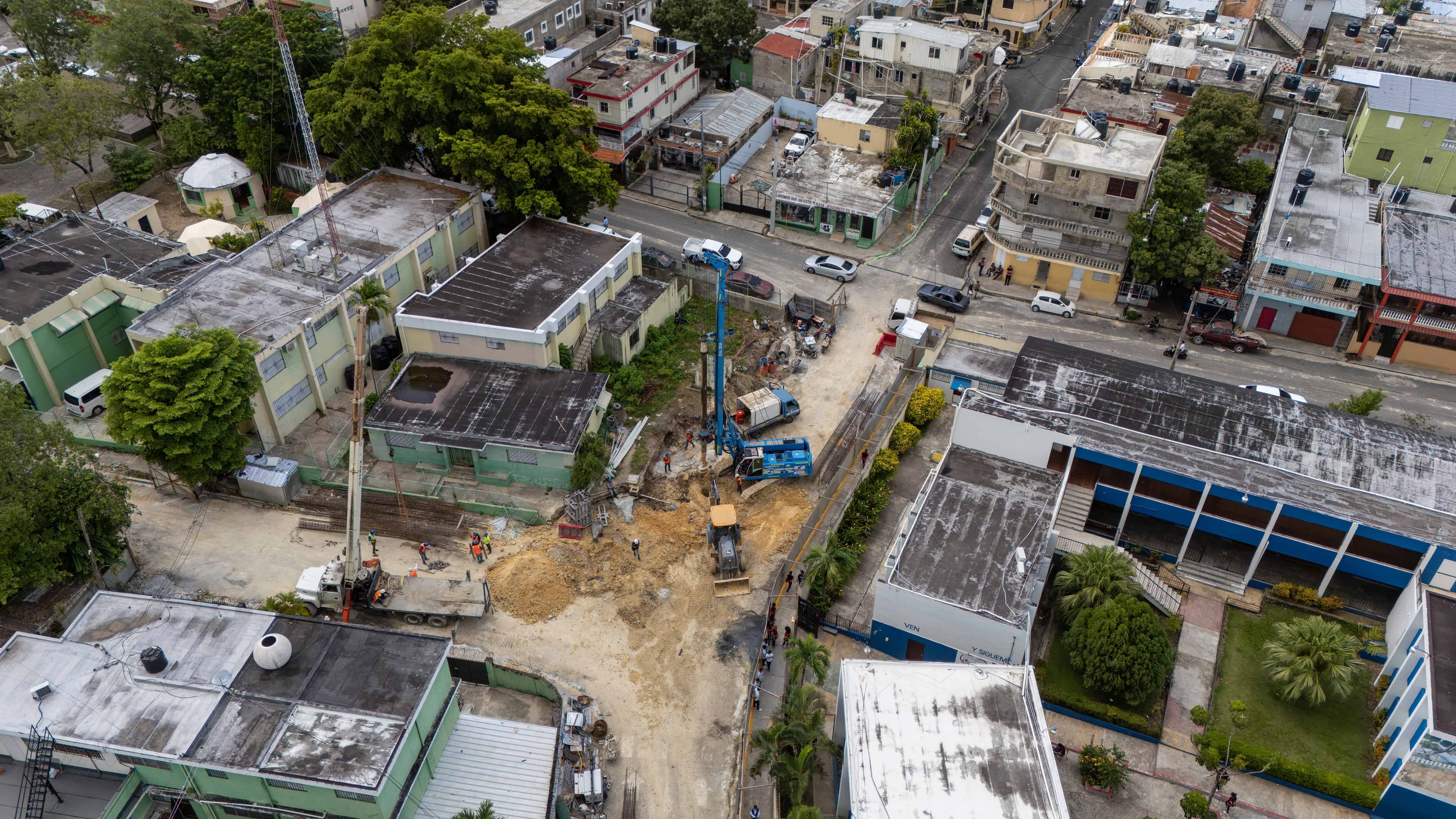 Aquí se construye la estación en Herrera.