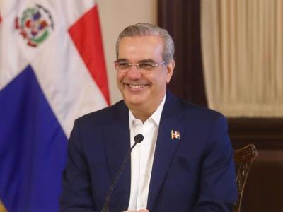 Luis Abinader espera que Trump aprenda a bailar merengue y visite RD