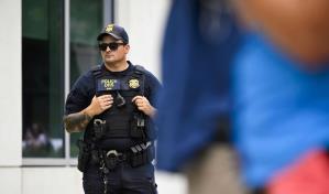 ICE traslada migrantes a más prisiones federales, incluida una de Nueva York con denuncias