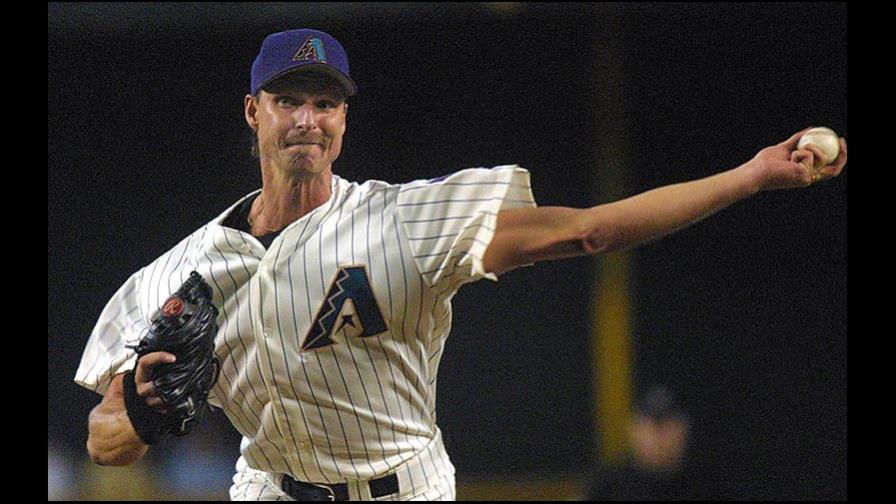 Randy Johnson y Tim Wakefield: 40 años no es nada para subir a la colina de los sustos Randy Johnson y Tim Wakefield: 40 años no es nada para subir a la colina de los sustos