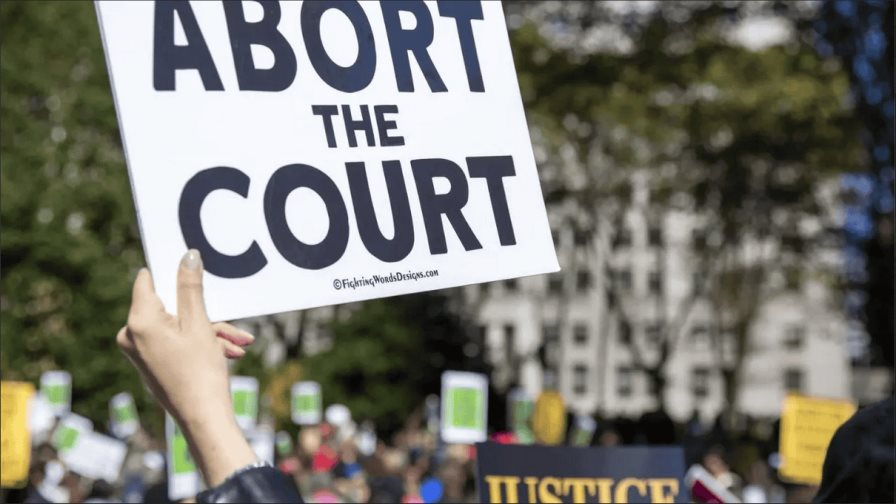 Supremo de EE. UU. permite a estados quitar fondos a mayor red de salud reproductiva del país