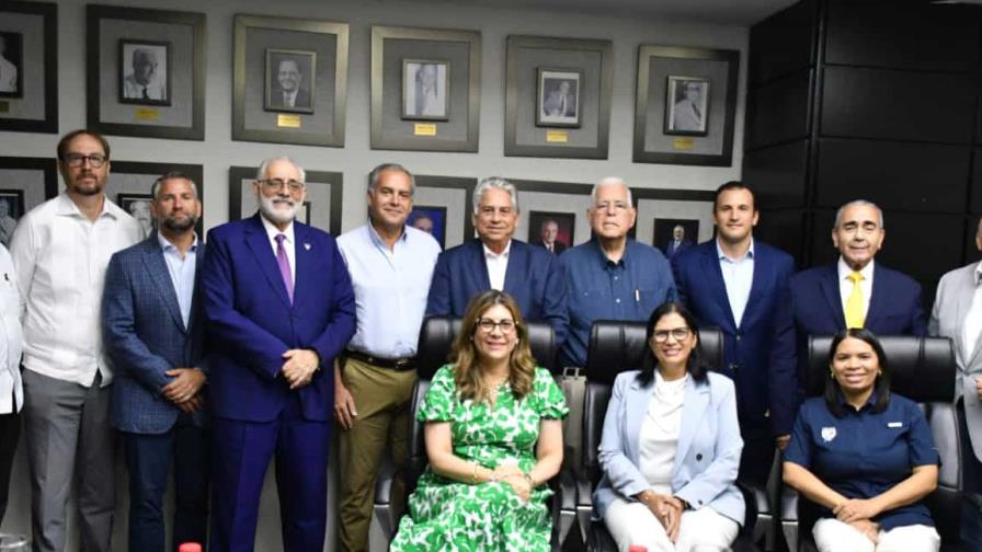 La Asamblea de la Lidom reelige de forma unánime a Vitelio Mejía por dos años La Asamblea de la Lidom reelige de forma unánime a Vitelio Mejía por dos años