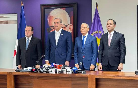 Abinader presiona por más atención global para Haití tras reunirse con Danilo Medina
