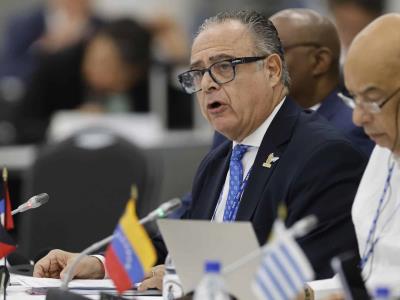 OEA instar a Reino Unido a negociar solución de las Malvinas