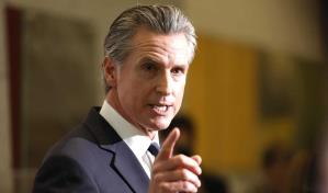 El gobernador de California demanda a Fox News por difamación y reclama US$ 787 millones