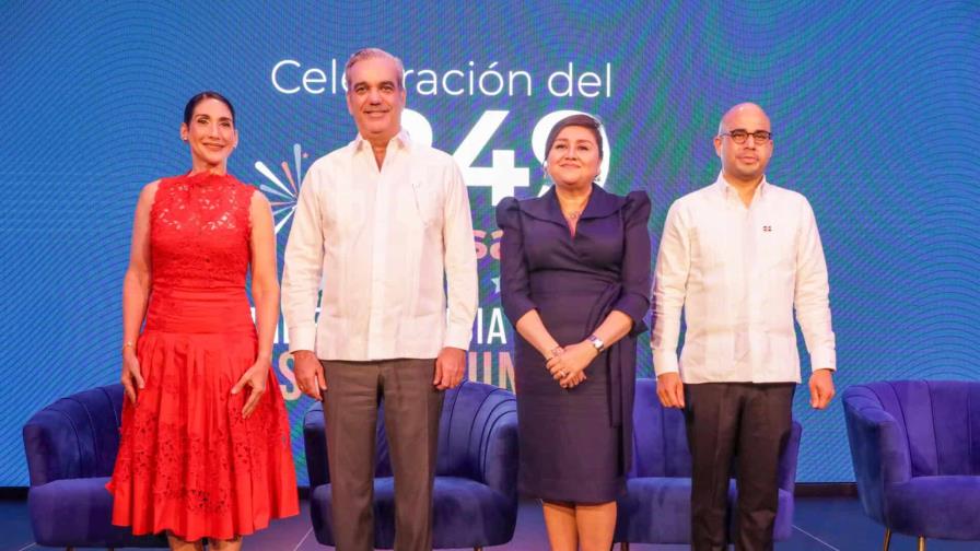 La Embajada de los EE. UU. celebra 249 años de su independencia