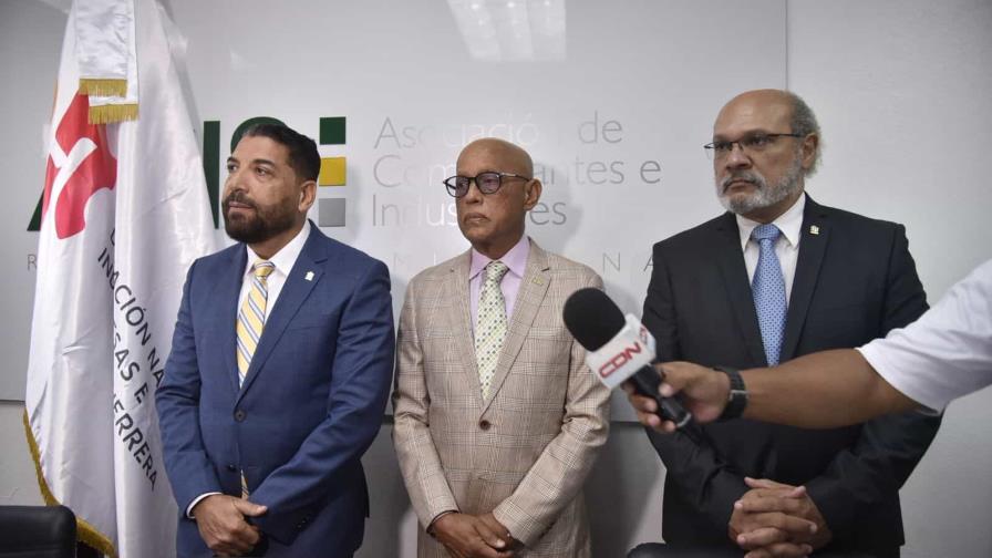 Santiago ofrece detalles del Premio Nacional a la Calidad del Sector Privado Santiago ofrece detalles del Premio Nacional a la Calidad del Sector Privado