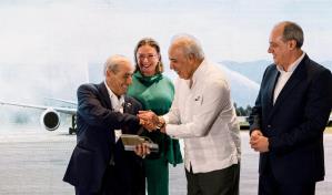 Celebran el primer aniversario de la ruta aérea directa Santiago–Madrid Celebran el primer aniversario de la ruta aérea directa Santiago–Madrid