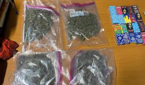 Arrestan a estadounidense con cuatro paquetes de presunta marihuana en el AILA