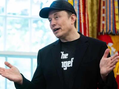 Elon Musk y Críticas a Chatbot Grok en Renuncia de Linda Yaccarino