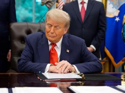 Senado estadounidense inicia debate sobre plan fiscal de Trump