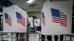 Siete no ciudadanos son acusados de votar ilegalmente en Texas en medio de ofensiva de Trump