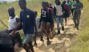 Ejército apresa a 15 haitianos indocumentados y a dominicano que los transportaba en Dajabón