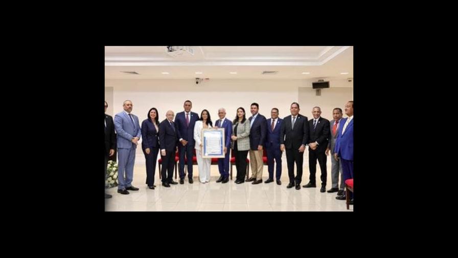 El Senado de la República Dominicana reconoce trayectoria de Celinés Toribio