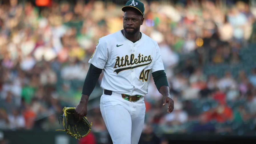 Severino, firmó contrato récord de los Atléticos, pero no quiere lanzar en casa