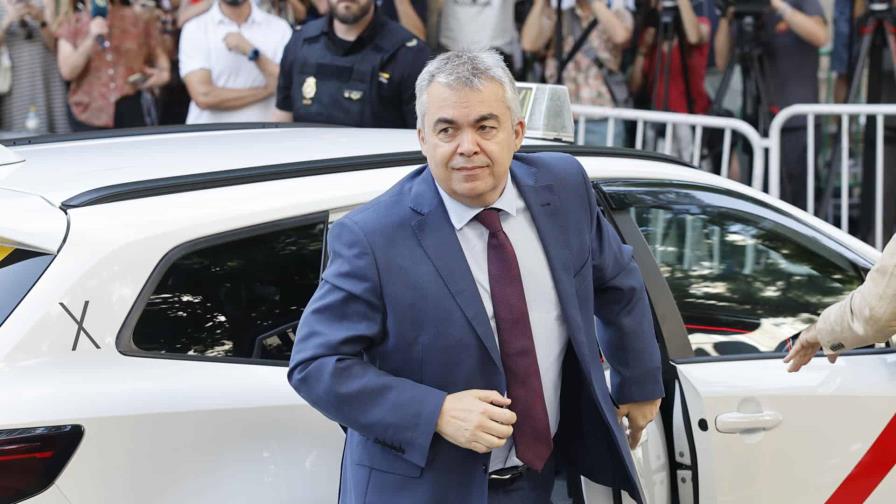 Juez español envía a cárcel sin fianza al exnúmero tres socialista por presunta corrupción Juez español envía a cárcel sin fianza al exnúmero tres socialista por presunta corrupción