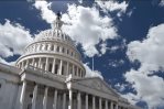 El Senado de EE. UU. prolonga hasta este lunes la votación del polémico presupuesto de Trump