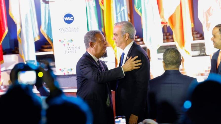 Abinader visitará a Leonel este jueves para continuar diálogo sobre la crisis de Haití Abinader visitará a Leonel este jueves para continuar diálogo sobre la crisis de Haití
